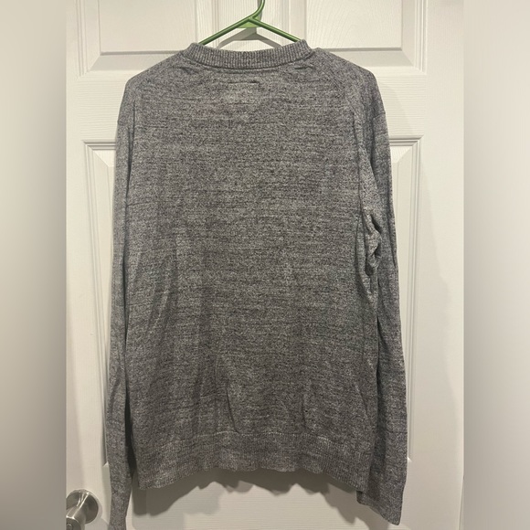 Roots sweater - Picture 4 of 4